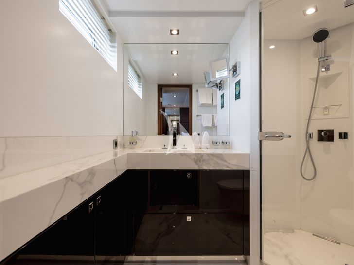 ORIZZONTE Vahali 30m - VIP cabin 2 bathroom ORIZZONTE Vahali 30m - VIP cabin 2 bathroom