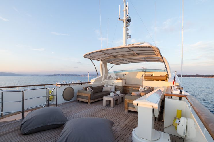 Charter Yacht ORIZZONTE - Vahali 30m - 4 Cabins - Cannes - Nice - Antibes - St Tropez - French Riviera - Monaco