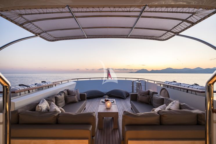 Charter Yacht ORIZZONTE - Vahali 30m - 4 Cabins - Cannes - Nice - Antibes - St Tropez - French Riviera - Monaco