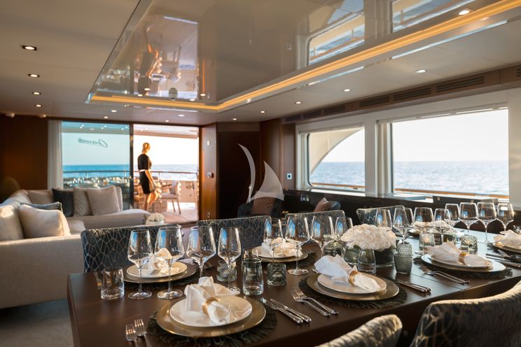 Charter Yacht ORIZZONTE - Vahali 30m - 4 Cabins - Cannes - Nice - Antibes - St Tropez - French Riviera - Monaco