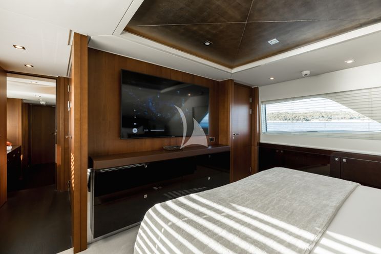 Charter Yacht ORIZZONTE - Vahali 30m - 4 Cabins - Cannes - Nice - Antibes - St Tropez - French Riviera - Monaco