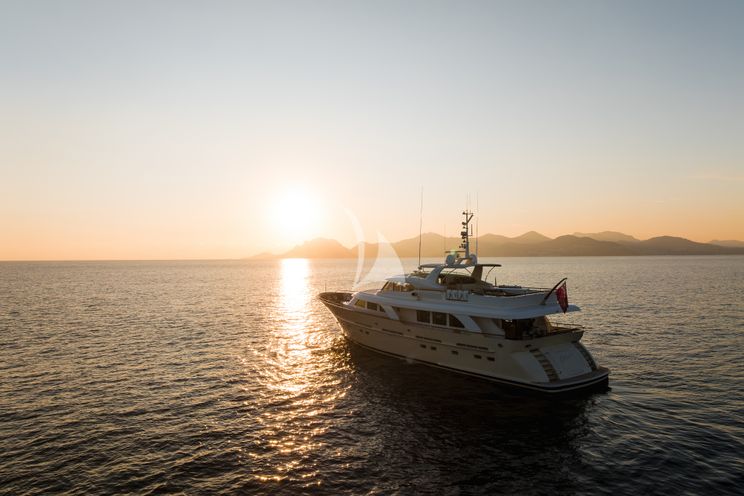 Charter Yacht ORIZZONTE - Vahali 30m - 4 Cabins - Cannes - Nice - Antibes - St Tropez - French Riviera - Monaco