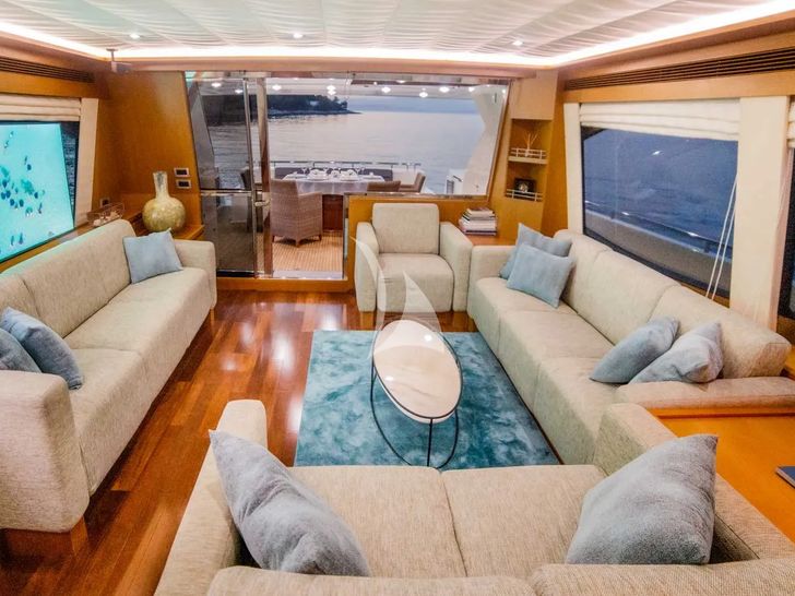 ORLANDO L Ferretti 780 - saloon ORLANDO L Ferretti 780 - saloon