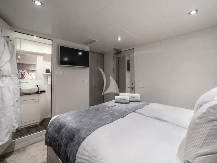 OURWAY Tenix Defence 36m - VIP cabin 2 OURWAY Tenix Defence 36m - VIP cabin 2
