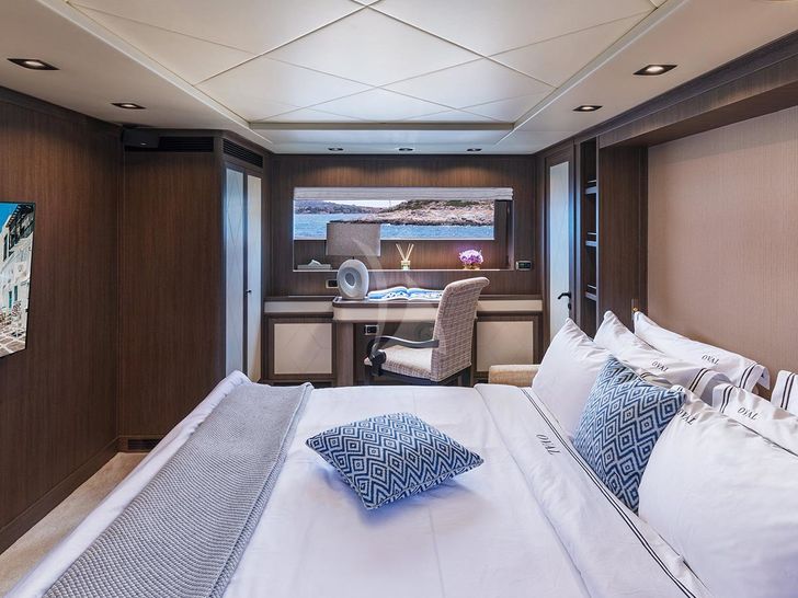 OVAL Cantieri di Pisa 31m - VIP cabin 1 OVAL Cantieri di Pisa 31m - VIP cabin 1