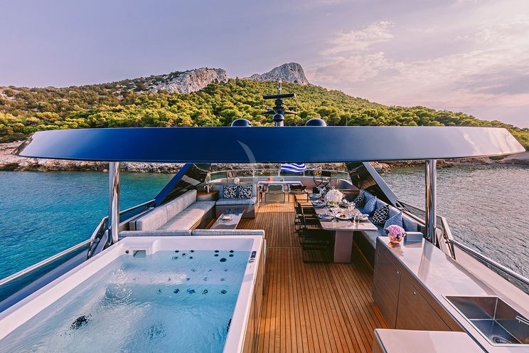 Charter Yacht OVAL - Cantieri di Pisa 31m - 5 Cabins - Athens - Mykonos - Paros - Cyclades - Greece