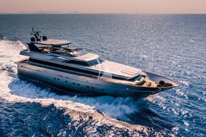 OVAL - Cantieri di Pisa 31m - 5 Cabins - Athens - Mykonos - Paros - Cyclades - Greece OVAL - Cantieri di Pisa 31m - 5 Cabins - Athens - Mykonos - Paros - Cyclades - Greece