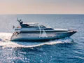 OVAL Cantieri di Pisa 31m - side profile cruising OVAL Cantieri di Pisa 31m - side profile cruising