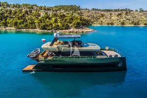 OVER THE MOON - Moon 60 Power - 4 Cabins - Split - Dubrovnik - Hvar - Croatia OVER THE MOON - Moon 60 Power - 4 Cabins - Split - Dubrovnik - Hvar - Croatia