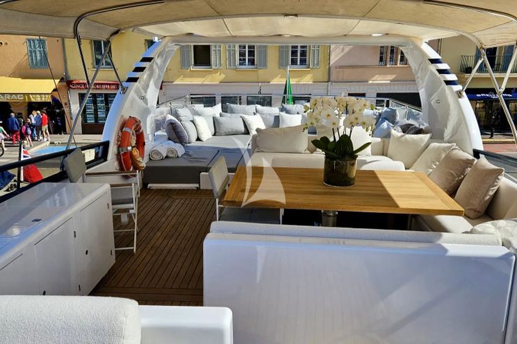 Charter Yacht PACHA - Canados 28m - 4 Cabins - Cannes - St Tropez - Nice - Antibes - French Riviera