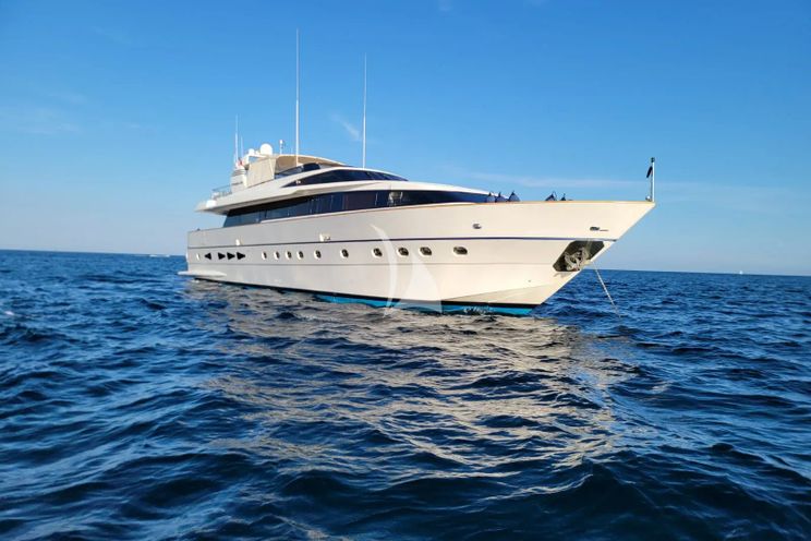 Charter Yacht PACHA - Canados 28m - 4 Cabins - Cannes - St Tropez - Nice - Antibes - French Riviera