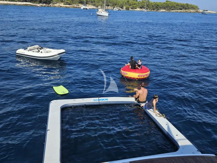 PACHA Canados 28m - water toys PACHA Canados 28m - water toys