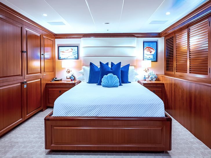 PACKAGE DEAL Trident 40m - VIP cabin 1 PACKAGE DEAL Trident 40m - VIP cabin 1
