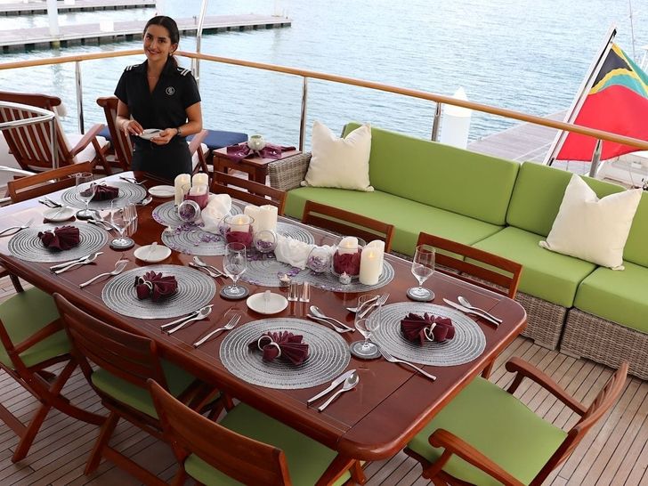 PACKAGE DEAL Trident 40m - alfresco dining set up PACKAGE DEAL Trident 40m - alfresco dining set up