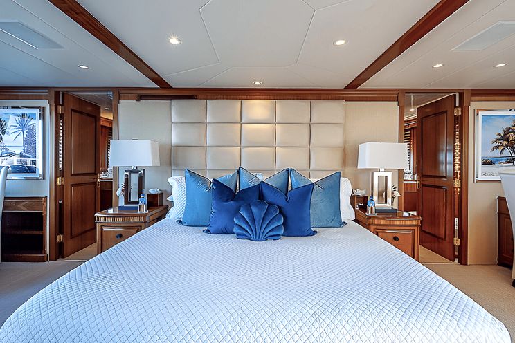 Charter Yacht PACKAGE DEAL - Trident 40m - 5 Cabins - St. Martin - St. Barths - Leewards - Caribbean