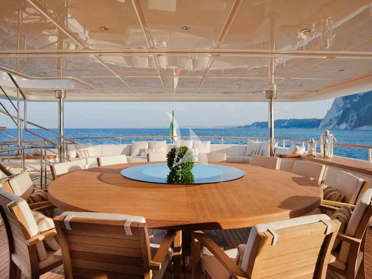 PALATIAL CRN Ancona 43 - sky deck alfresco dining area PALATIAL CRN Ancona 43 - sky deck alfresco dining area