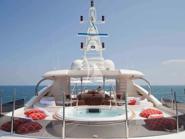 PALATIAL CRN Ancona 43 - sundeck jacuzzi PALATIAL CRN Ancona 43 - sundeck jacuzzi