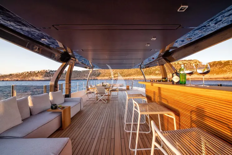 Charter Yacht PALOMA - Ferretti Custom Line Navetta 42 - 5 Cabins - Cannes - St Tropez - Nice - Antibes - French Riviera - Monaco