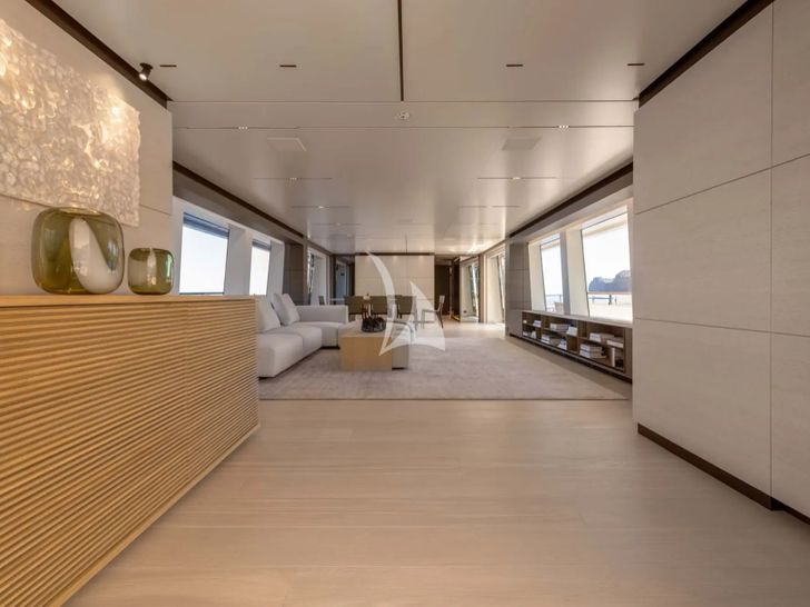 PALOMA Ferretti Custom Line Navetta 42 - main saloon PALOMA Ferretti Custom Line Navetta 42 - main saloon