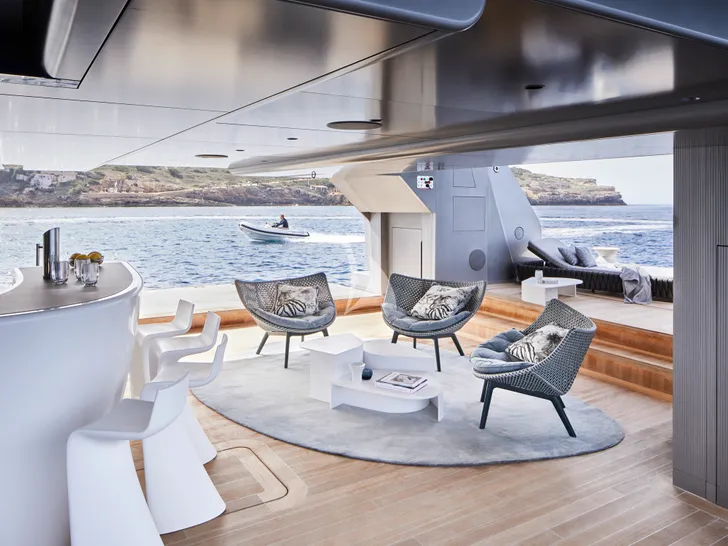 PANDION PEARL Sanlorenzo 44 Alloy beach club close up PANDION PEARL Sanlorenzo 44 Alloy beach club close up