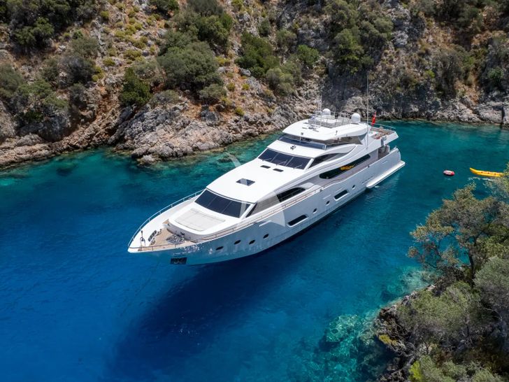 PANFELISS Mengi Yay 37m - anchored PANFELISS Mengi Yay 37m - anchored