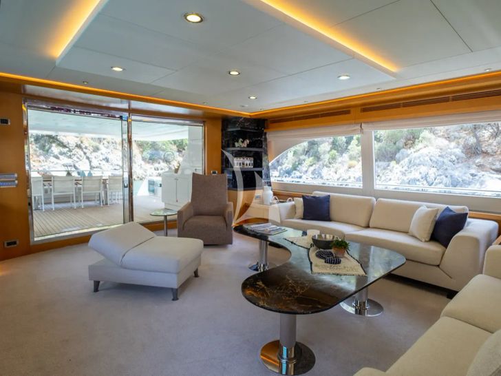 PANFELISS Mengi Yay 37m - saloon seating PANFELISS Mengi Yay 37m - saloon seating