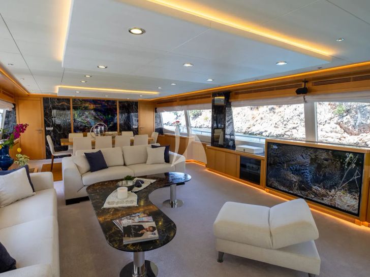 PANFELISS Mengi Yay 37m - saloon PANFELISS Mengi Yay 37m - saloon