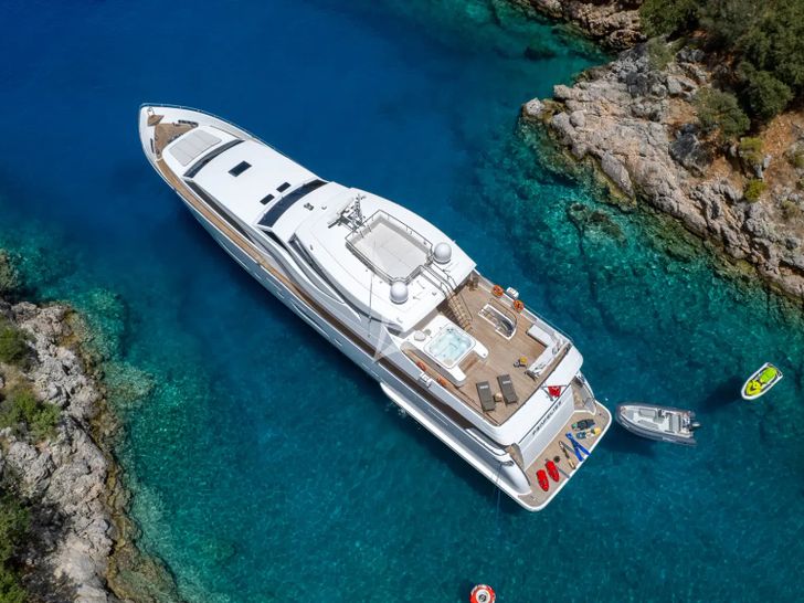 PANFELISS Mengi Yay 37m - top shot anchored PANFELISS Mengi Yay 37m - top shot anchored