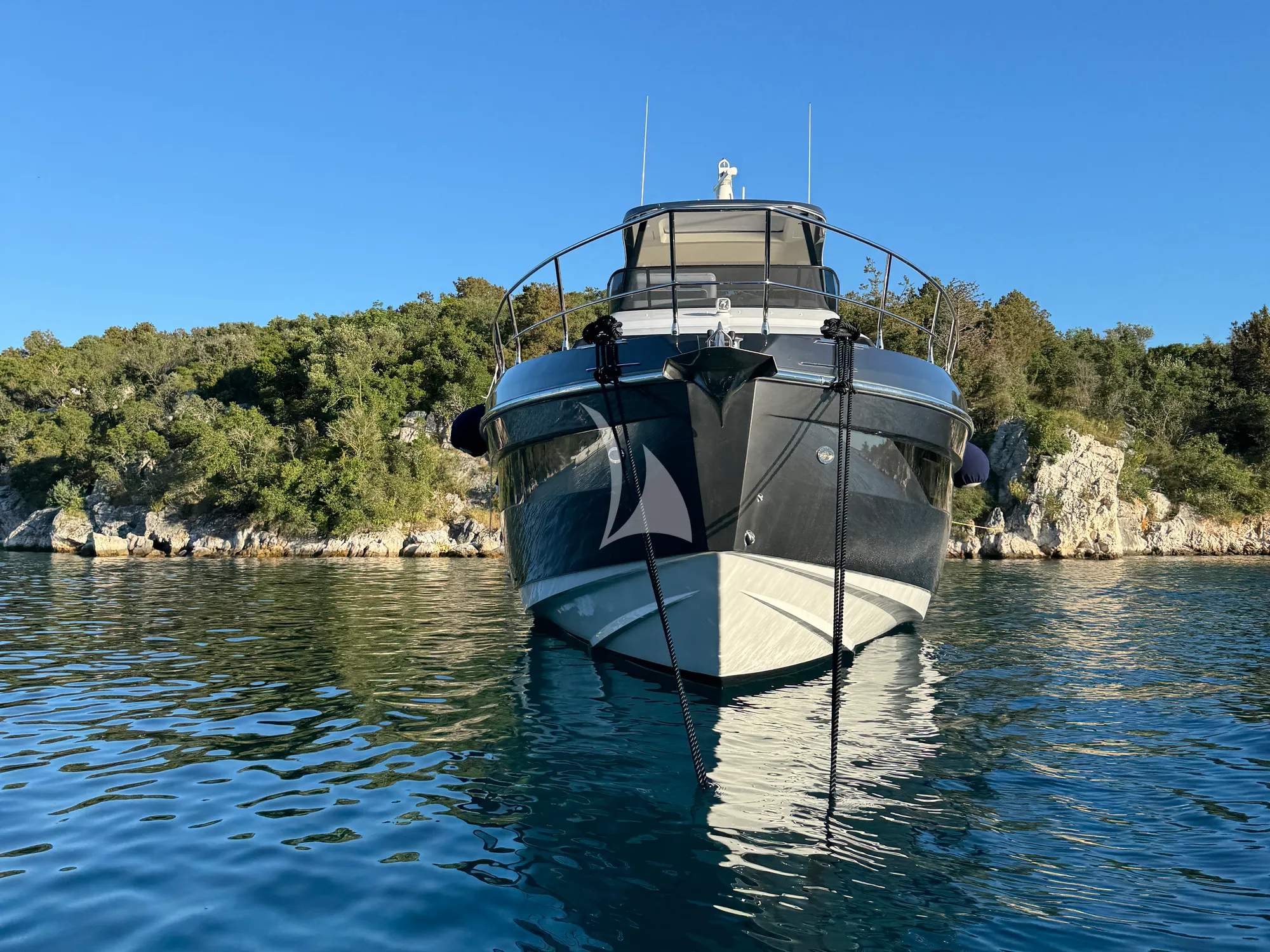 Charter Yacht PANGEA - Azimut Fly 68 - 4 Cabins - Split - Dubrovnik - Hvar - Croatia