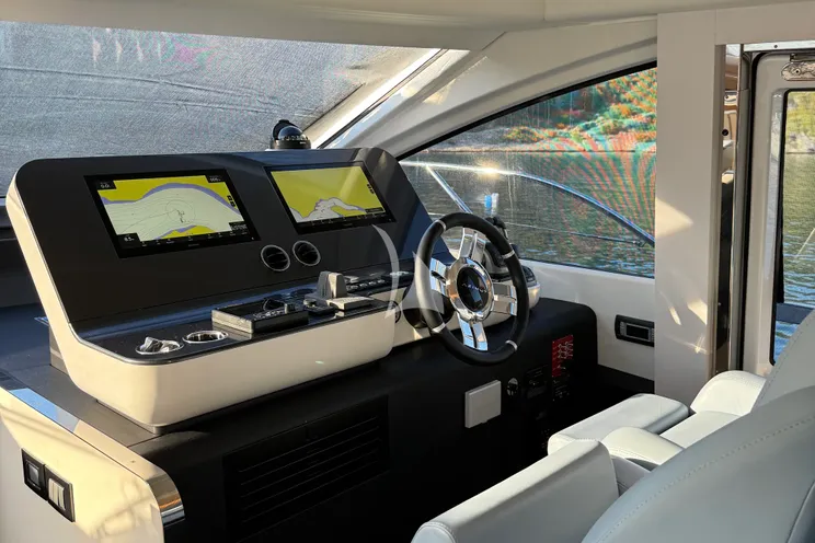 Charter Yacht PANGEA - Azimut Fly 68 - 4 Cabins - Split - Dubrovnik - Hvar - Croatia