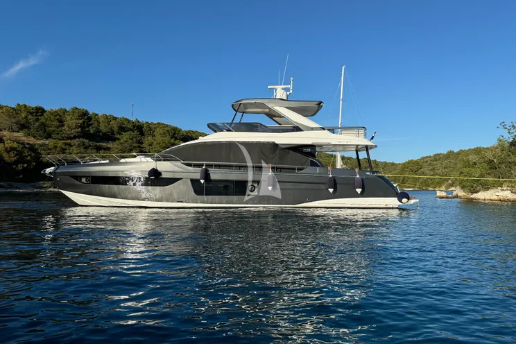 Charter Yacht PANGEA - Azimut Fly 68 - 4 Cabins - Split - Dubrovnik - Hvar - Croatia