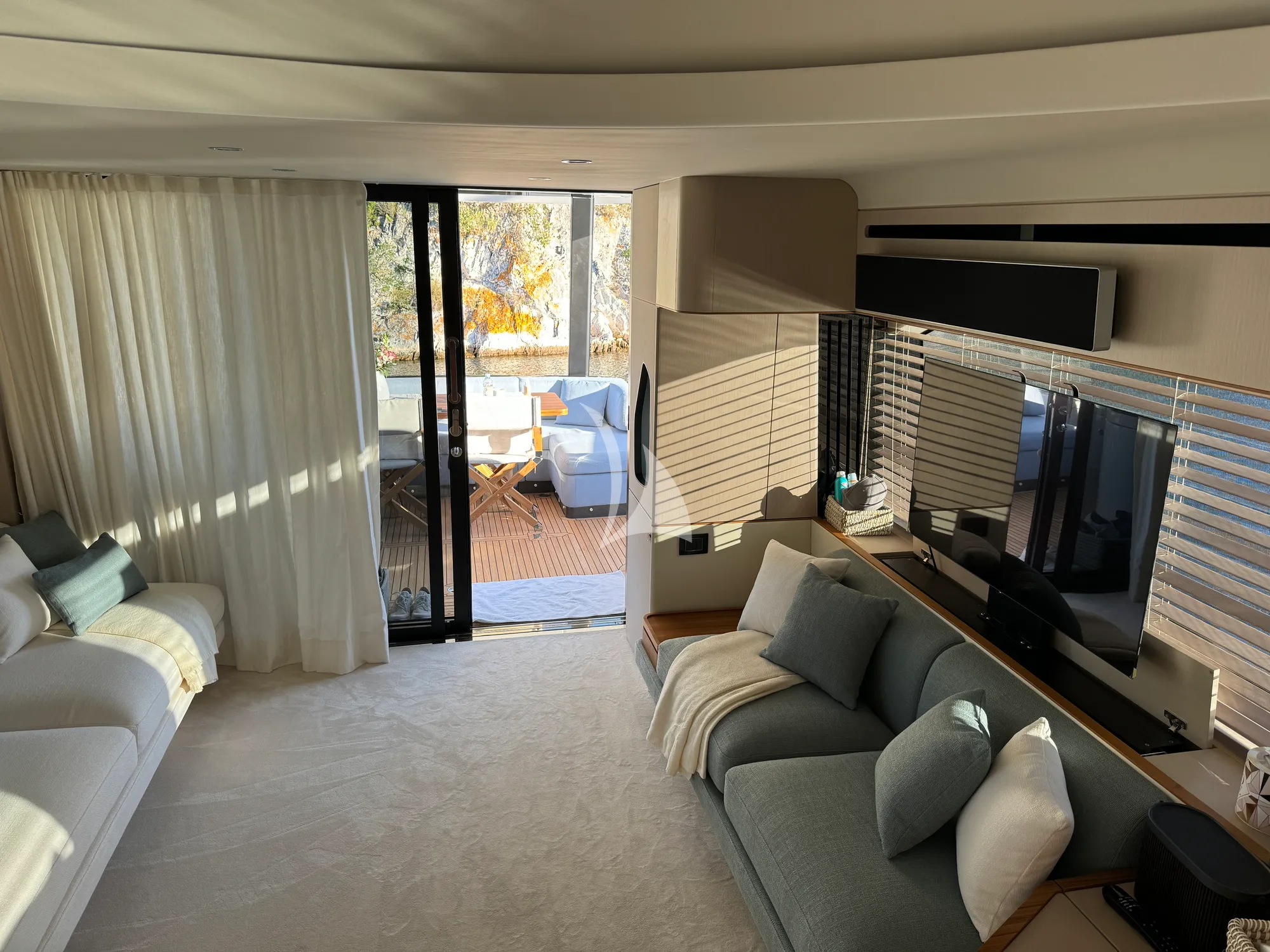 Charter Yacht PANGEA - Azimut Fly 68 - 4 Cabins - Split - Dubrovnik - Hvar - Croatia