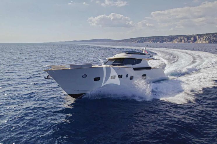 Charter Yacht PANTA REI - Monachus 70 Fly - 4 Cabins - Split - Dubrovnik - Hvar - Croatia