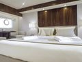 PANTA REI Monachus 70 Fly - master cabin bed PANTA REI Monachus 70 Fly - master cabin bed