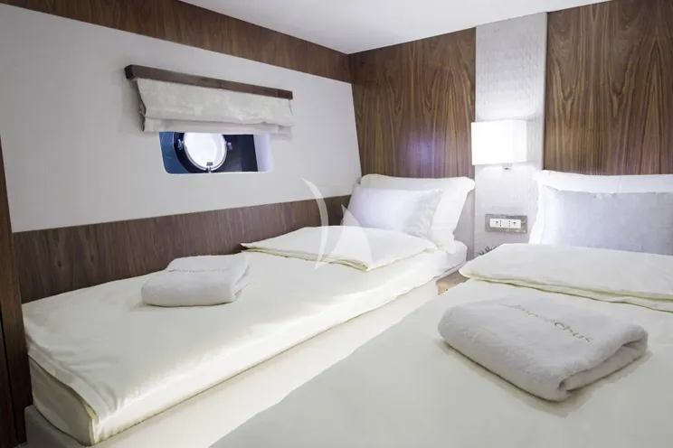 Charter Yacht PANTA REI - Monachus 70 Fly - 4 Cabins - Split - Dubrovnik - Hvar - Croatia