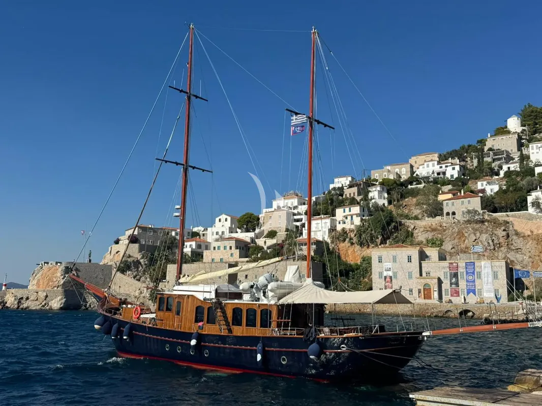 Charter Yacht PAREA - Custom Motor Sailer 28m - 5 Cabins - Athens - Mykonos - Paros - Cyclades - Greece
