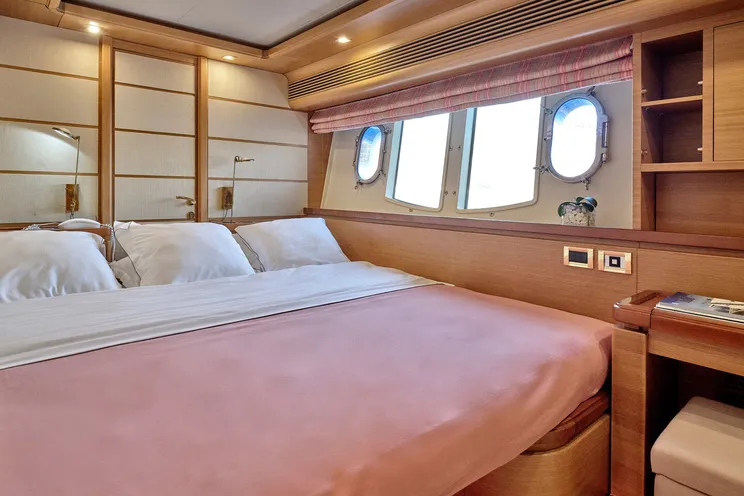 Charter Yacht PAREAKKI - Ferretti Custom Line 97 - 5 Cabins - Athens - Mykonos - Paros - Cyclades - Greece