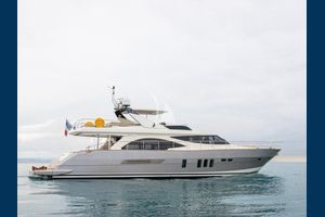 PASSION - Couach 2300 Fly - 4 Cabins - Cannes - Monaco - St Tropez - French Riviera