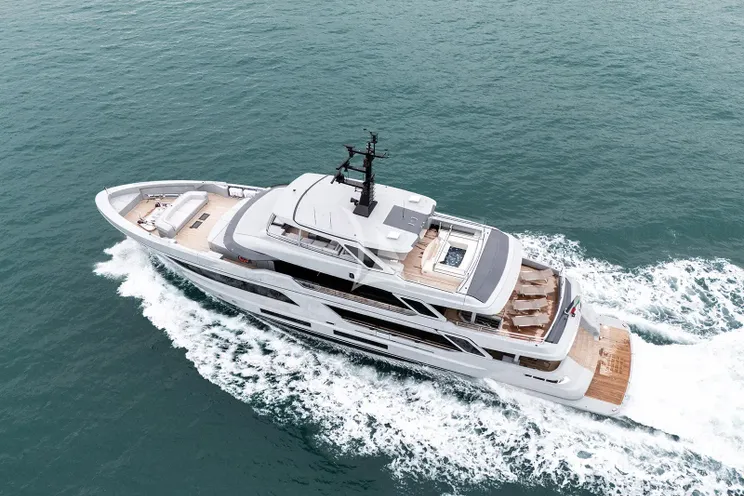 Charter Yacht PAZIENZA - Cantiere Delle Marche RJ115 - 5 Cabins - Airlie Beach - Whitsunday Islands - Great Barrier Reef - Australia