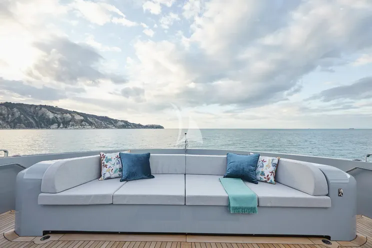 Charter Yacht PAZIENZA - Cantiere Delle Marche RJ115 - 5 Cabins - Airlie Beach - Whitsunday Islands - Great Barrier Reef - Australia