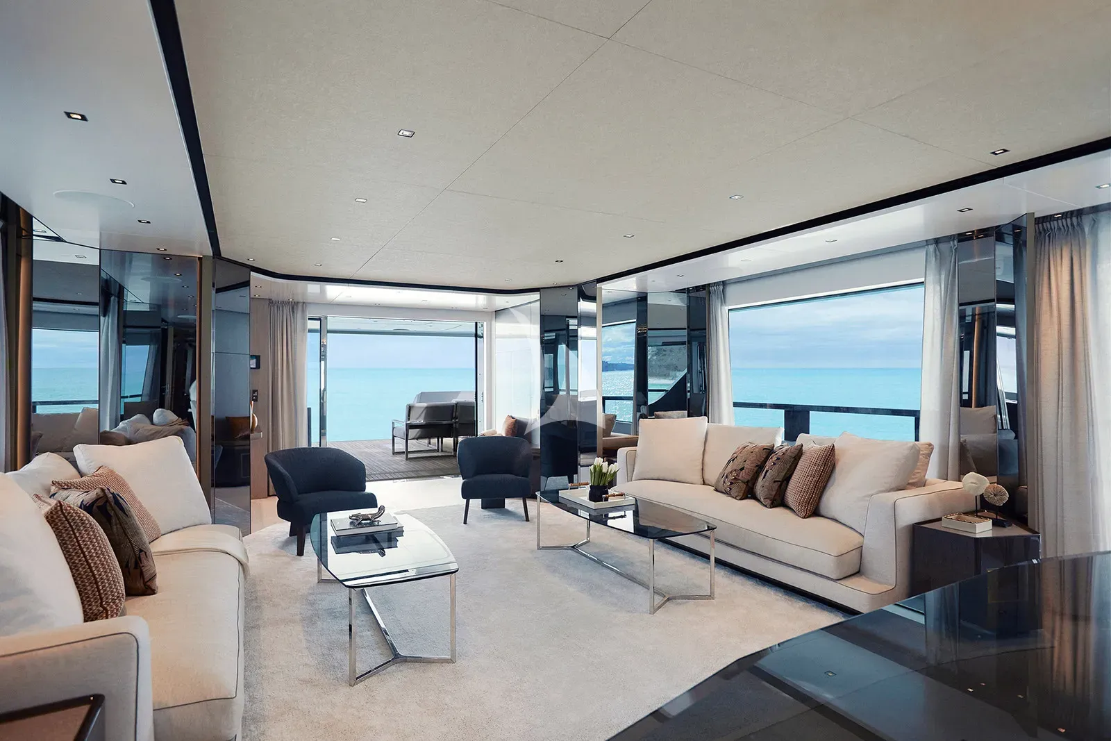 PAZIENZA Cantiere Delle Marche RJ115 - main saloon lounge