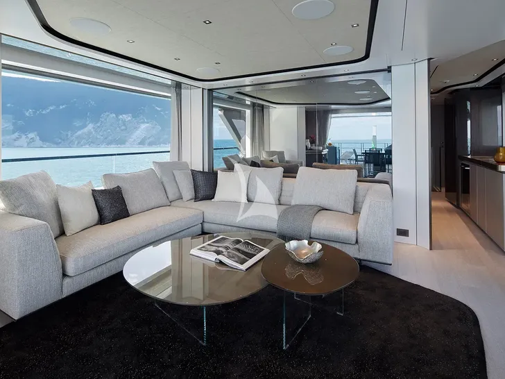 PAZIENZA Cantiere Delle Marche RJ115 - sky lounge PAZIENZA Cantiere Delle Marche RJ115 - sky lounge