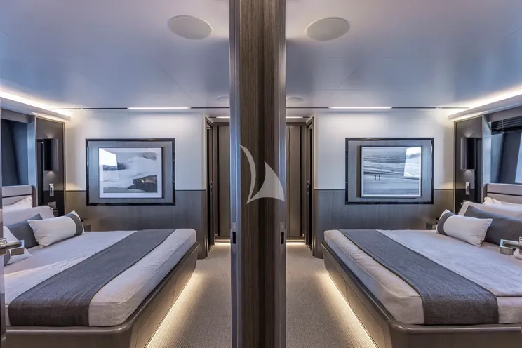 Charter Yacht PEARLY SPENCER - Pearl 82 - 5 Cabins - Portals - Mallorca - Palma - Ibiza - Balearic Islands - Spain