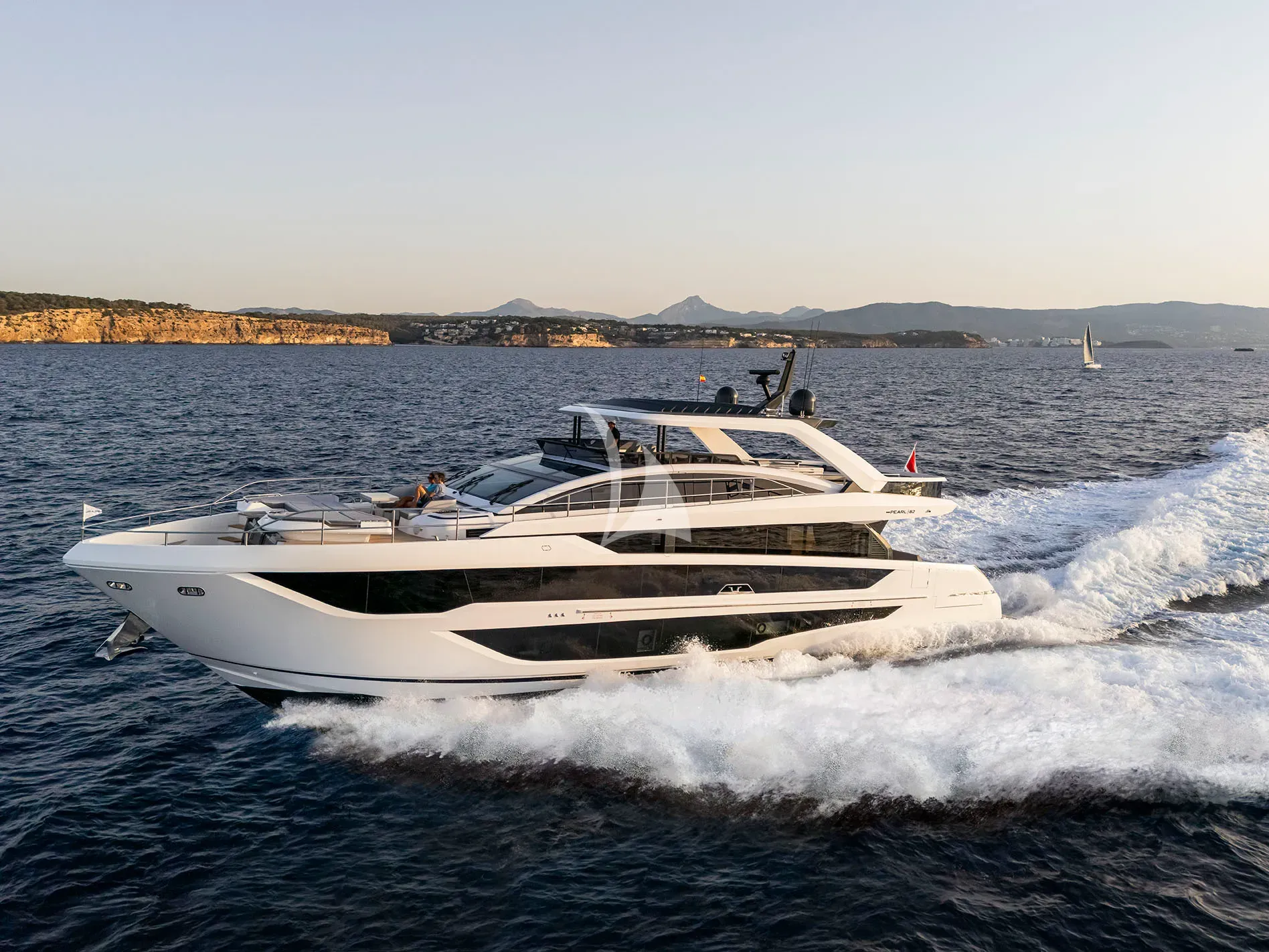 Charter Yacht PEARLY SPENCER - Pearl 82 - 5 Cabins - Portals - Mallorca - Palma - Ibiza - Balearic Islands - Spain