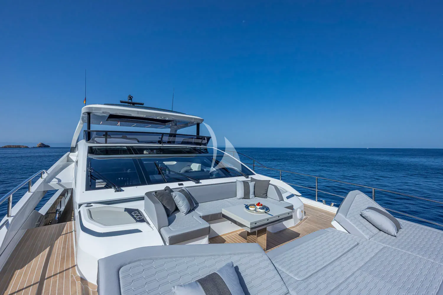 Charter Yacht PEARLY SPENCER - Pearl 82 - 5 Cabins - Portals - Mallorca - Palma - Ibiza - Balearic Islands - Spain