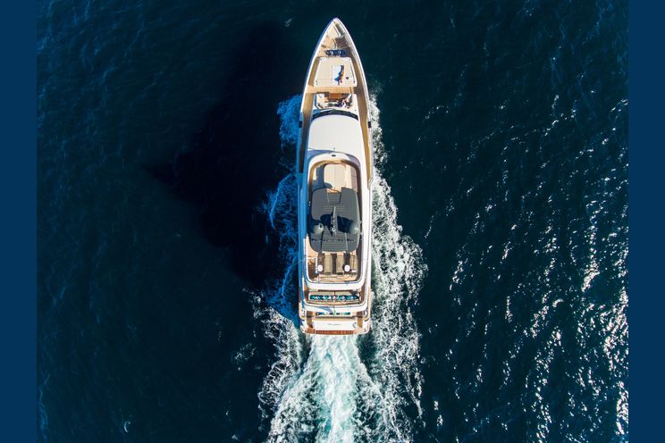 Charter Yacht SOUTH - Ferretti 33m - 5 Cabins - Sardinia - Capri - Amalfi Coast