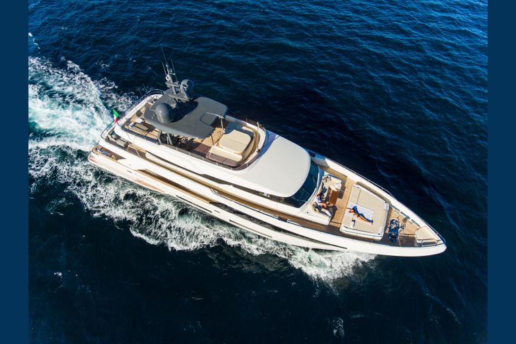 Charter Yacht SOUTH - Ferretti 33m - 5 Cabins - Naples - Capri - Positano - Amalfi Coast