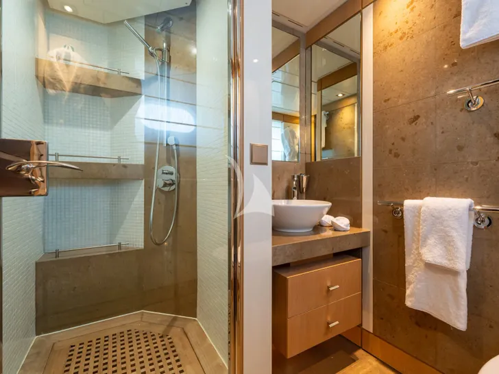 PENELOPE ISA 470 - master cabin bathroom shower PENELOPE ISA 470 - master cabin bathroom shower