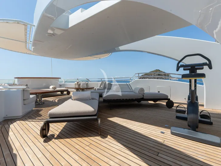 PENELOPE ISA 470 - sundeck sunbathing area and gym equipment PENELOPE ISA 470 - sundeck sunbathing area and gym equipment
