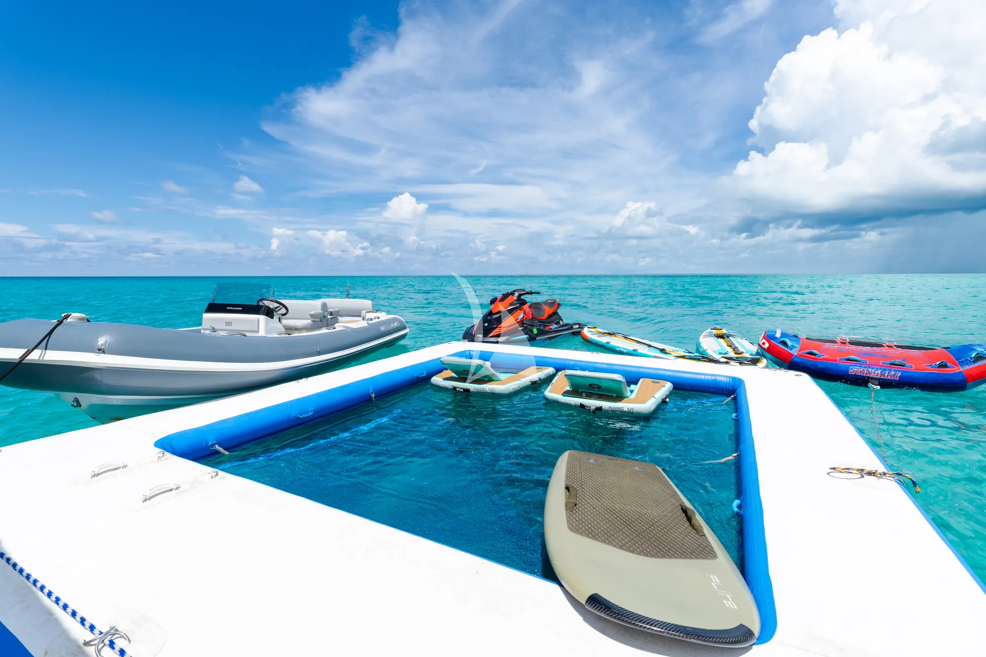 PENJA Azimut Grande 32m - inflatable pool with the water toys